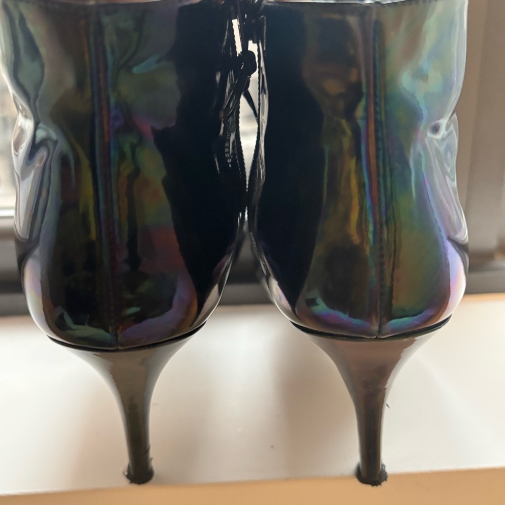 STUART WEITZMAN Carltone Oil Slick Metallic Iridescent Patent Ankle Booties - Picture 6 of 9